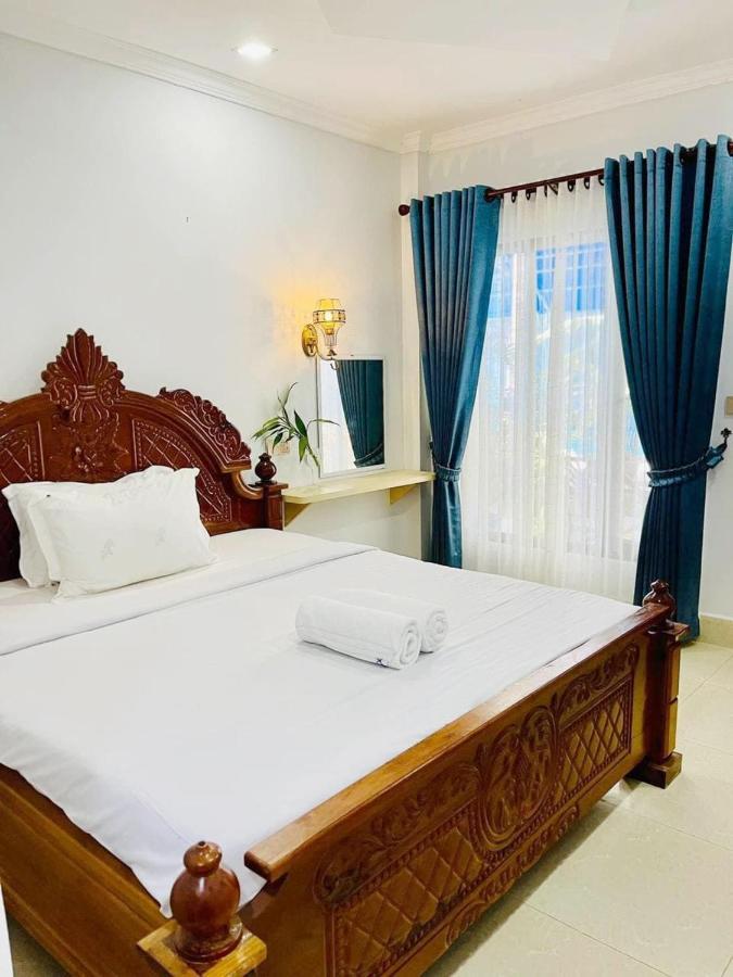 Golden River Resort Sihanoukville Esterno foto