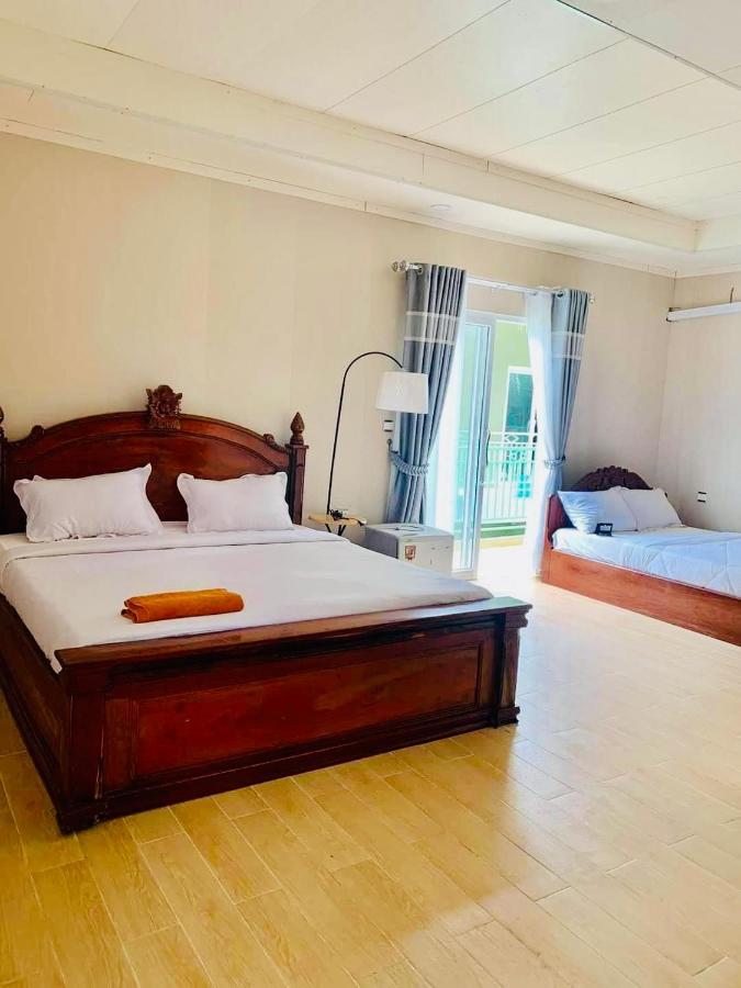 Golden River Resort Sihanoukville Esterno foto