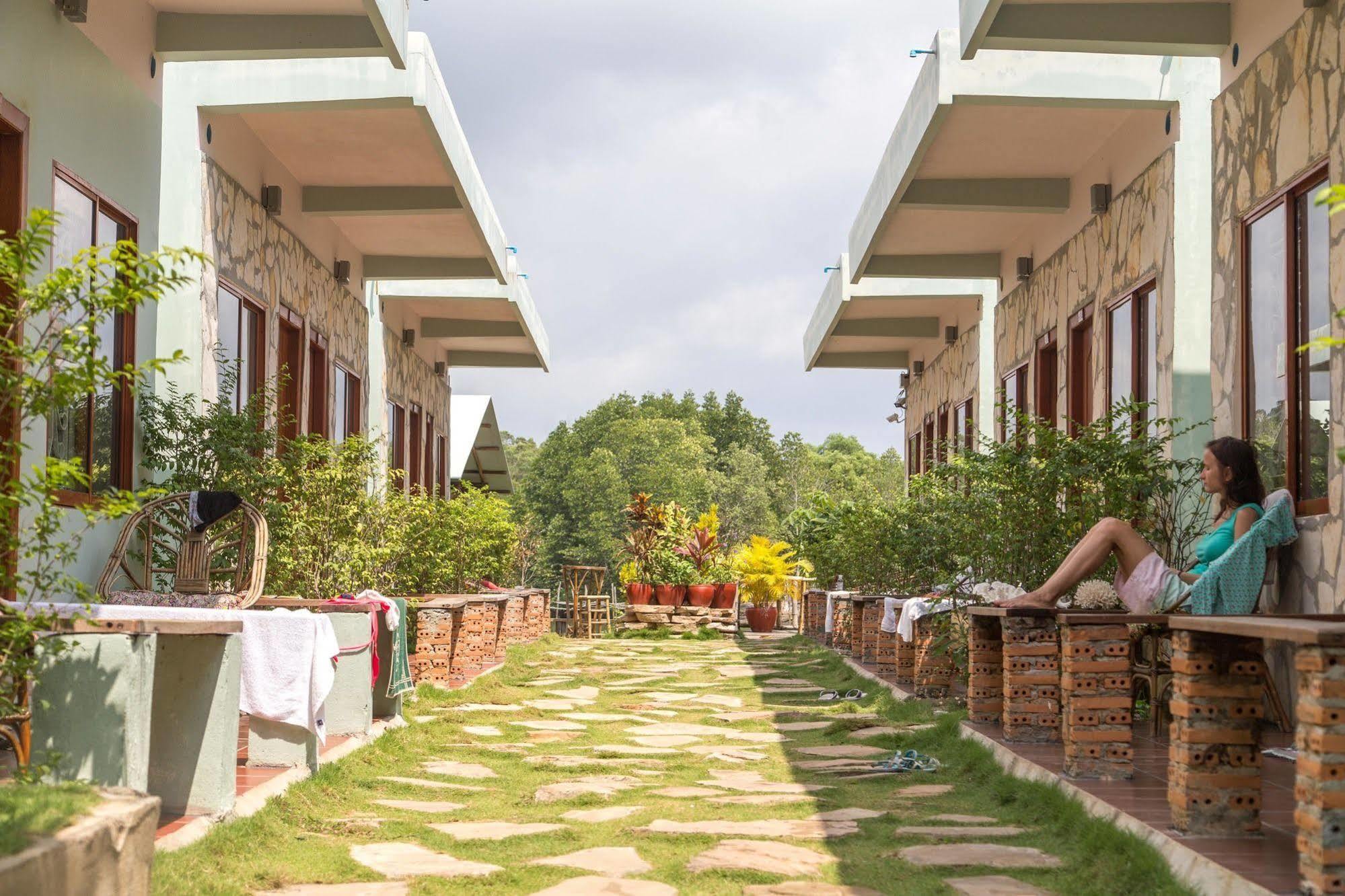 Golden River Resort Sihanoukville Esterno foto